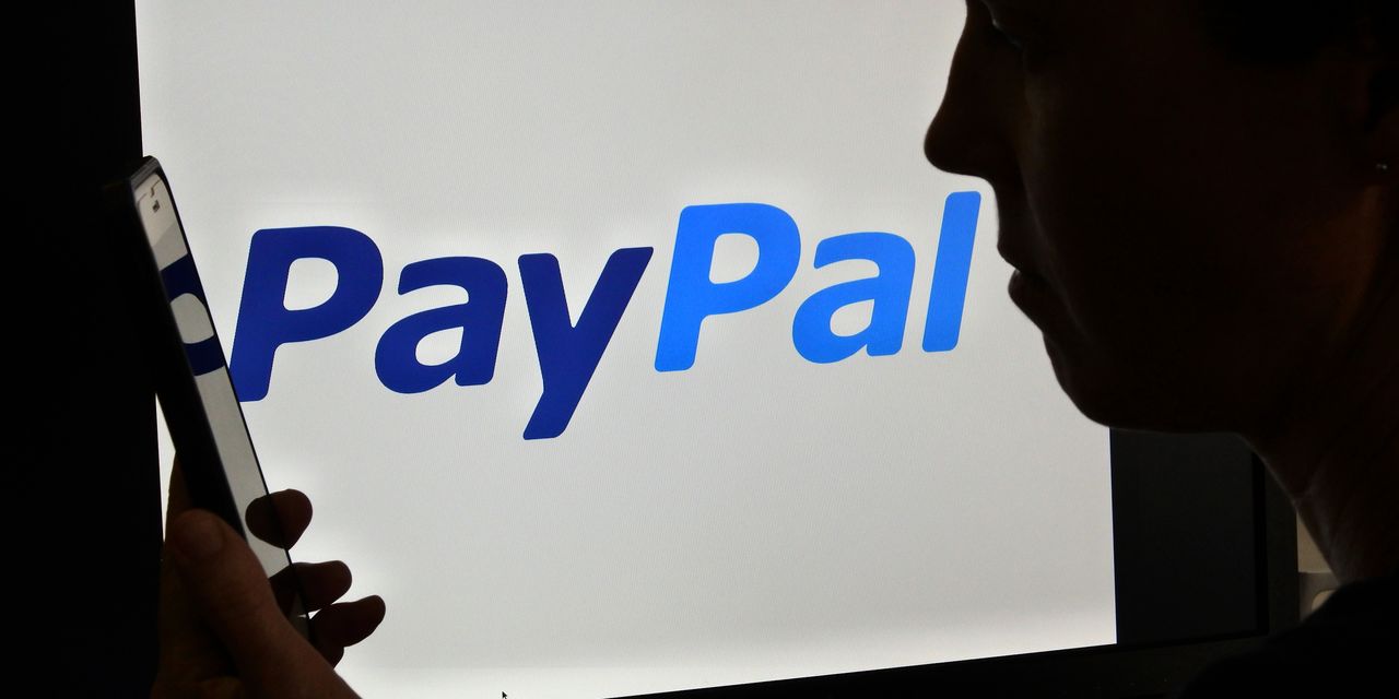 Las acciones de PayPal tienen “muchos catalizadores”, pero este analista aún se siente cauteloso