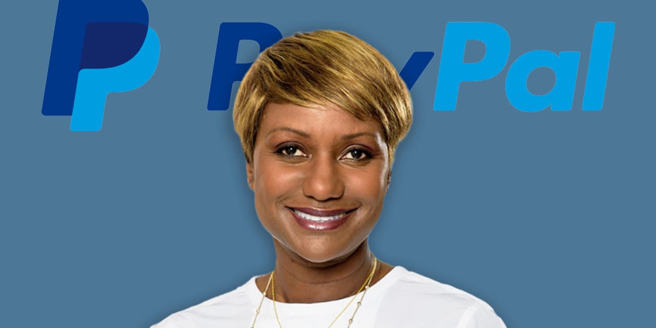 PayPal incorpora al veterano de Fiserv mientras continúa el cambio de liderazgo